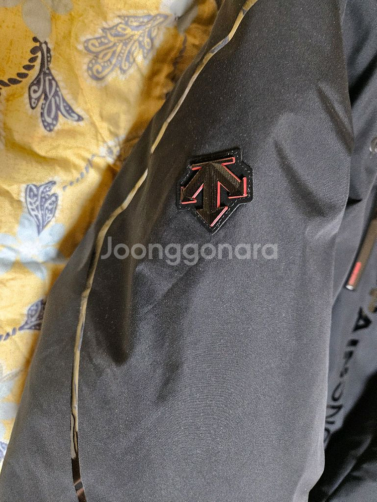 데상트 24FW 더미작스한정판 롱패딩팔아요(105)--6