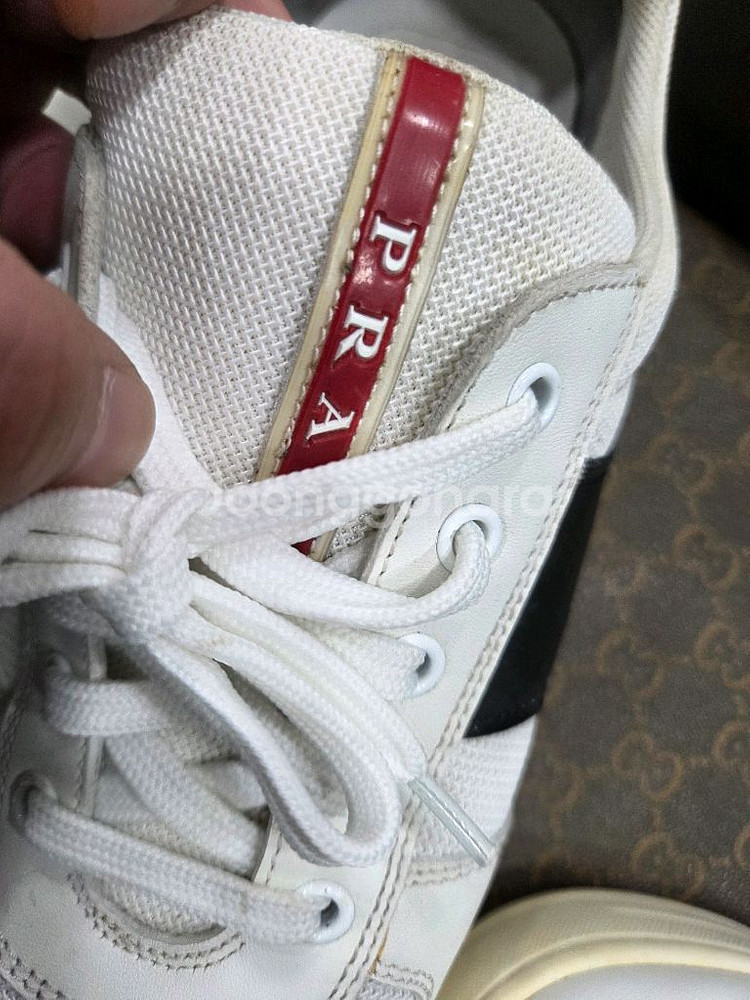 프라다 스니커즈--1