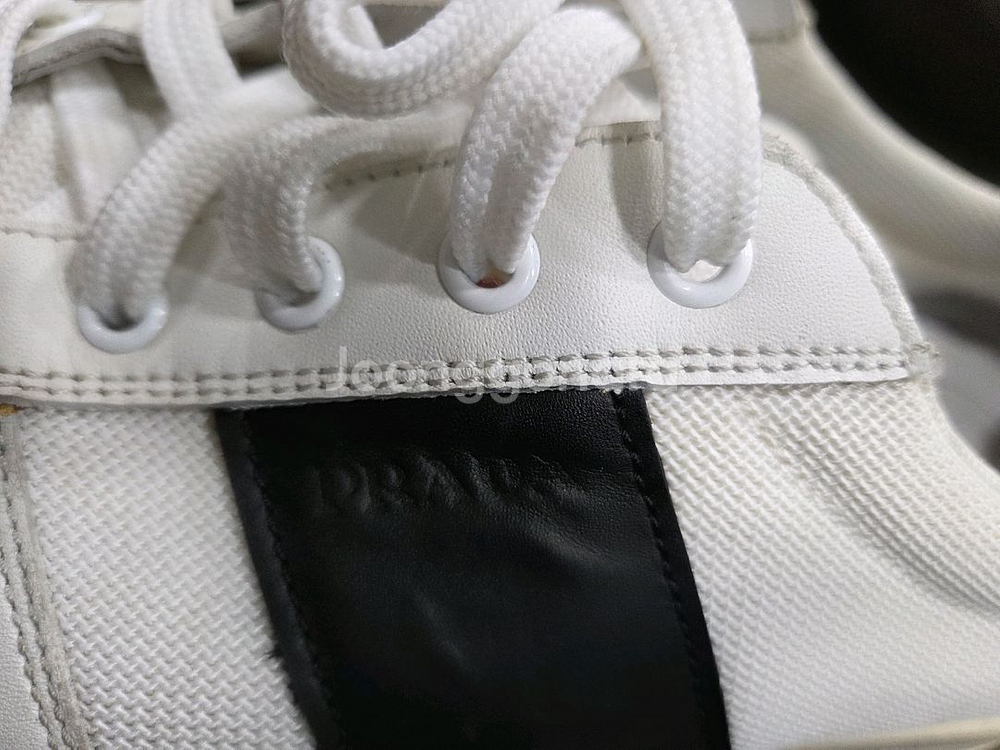 프라다 스니커즈--2