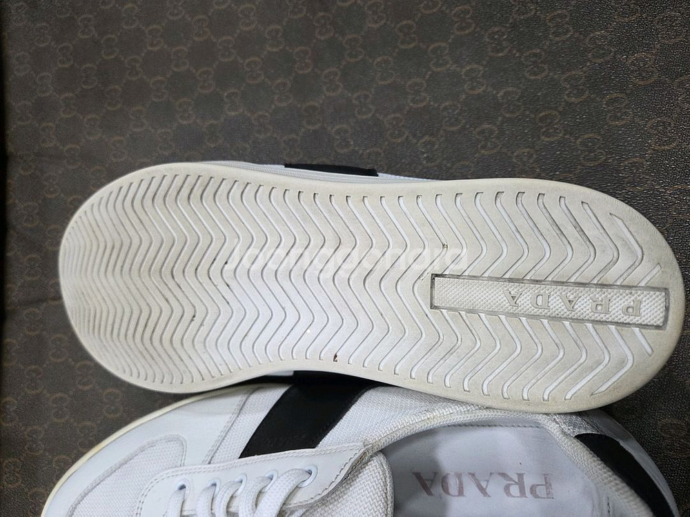 프라다 스니커즈--5