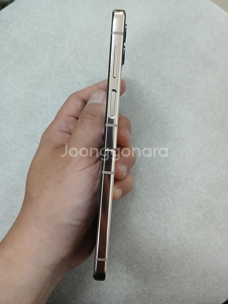 갤럭시 Z플립4 512_GB 팝니다!!--1