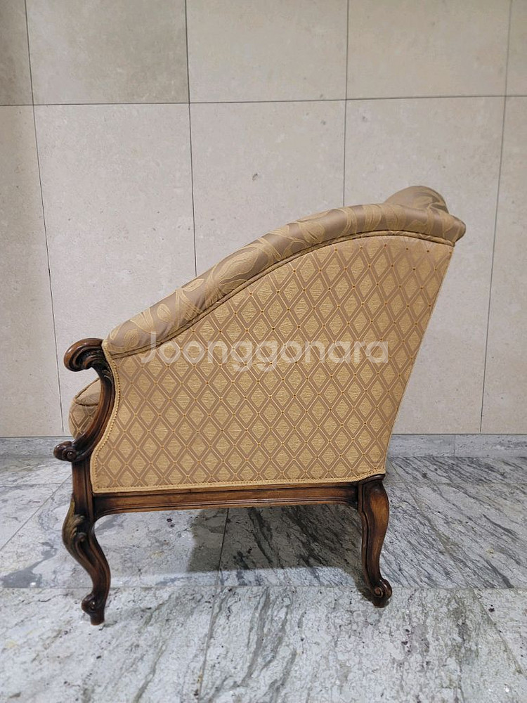 이태리 엔틱 3인소파+1인소파세트--6