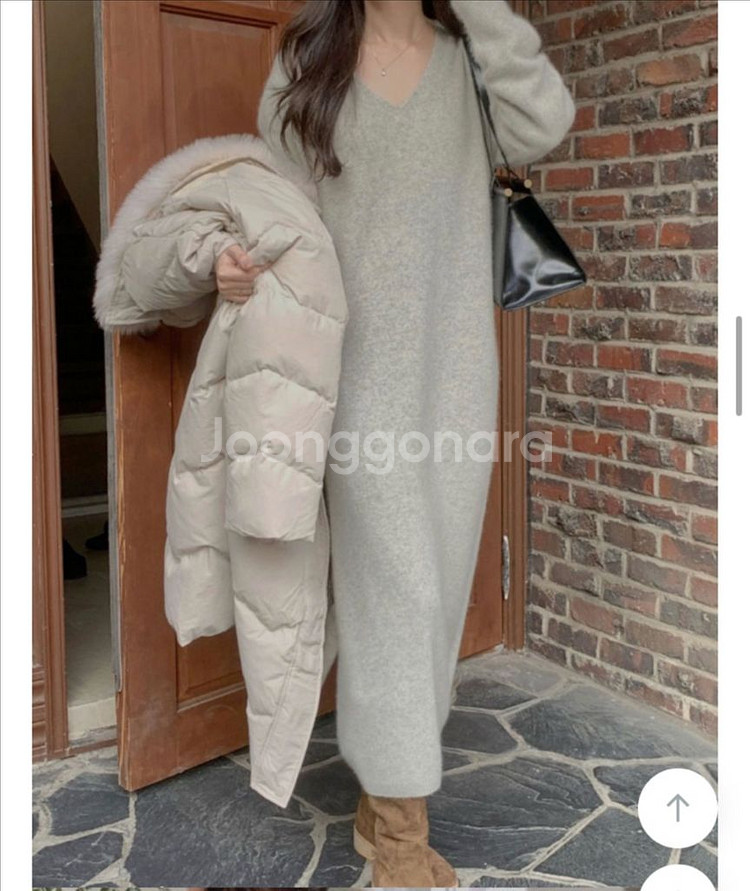 라쿤니트 홀가먼트 고퀄 원피스--0