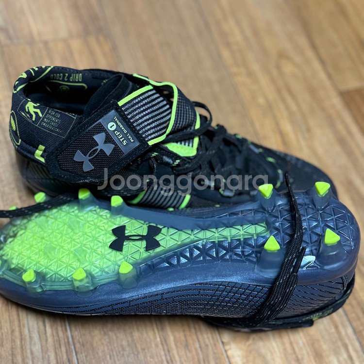 언더아머 미식축구화 270--1