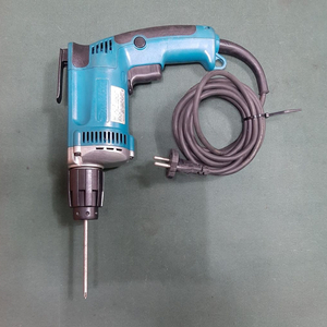 마끼다 스크류 드라이버