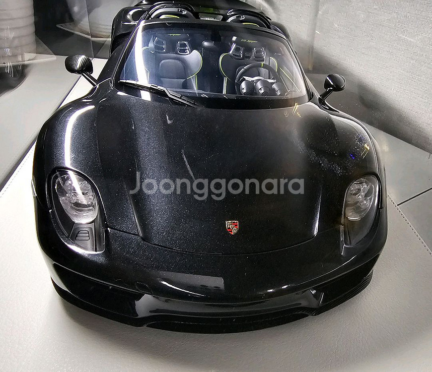 1:12 다이캐스트 오토아트 918 스파이더 블랙--1