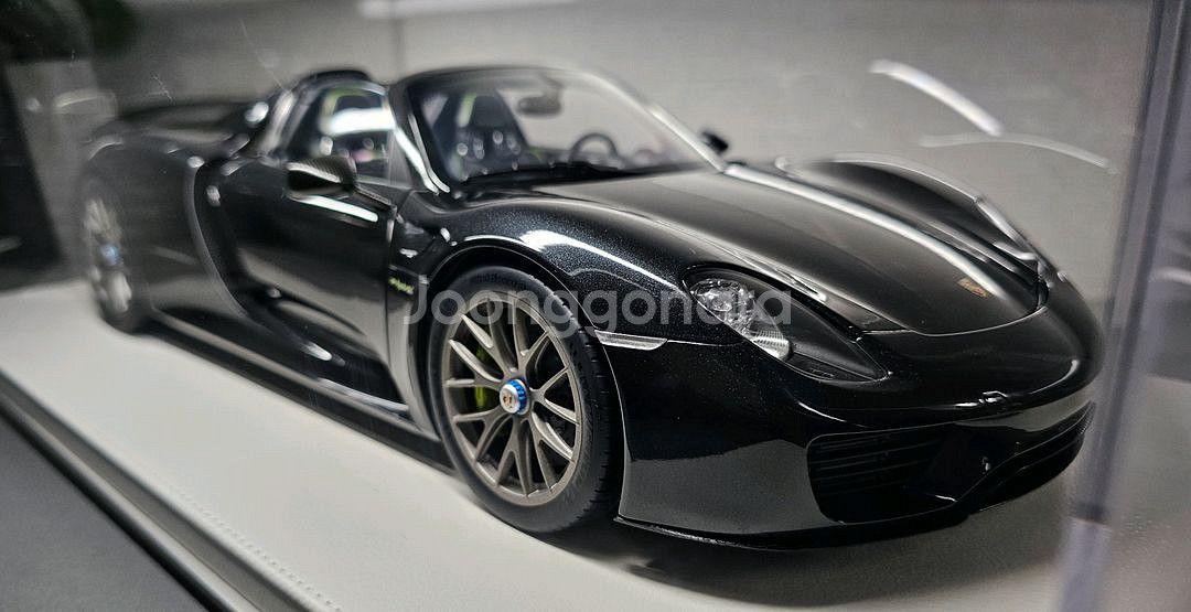 1:12 다이캐스트 오토아트 918 스파이더 블랙--2