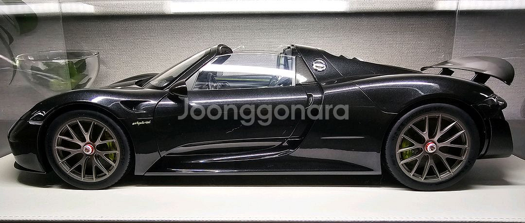 1:12 다이캐스트 오토아트 918 스파이더 블랙--5