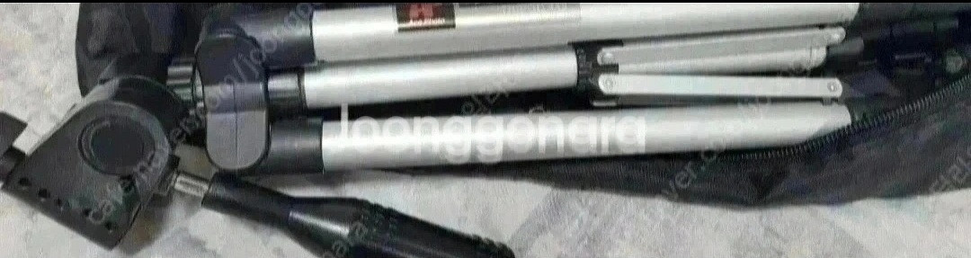거의 새것/디지털카메라 삼각대+보관 가방--1