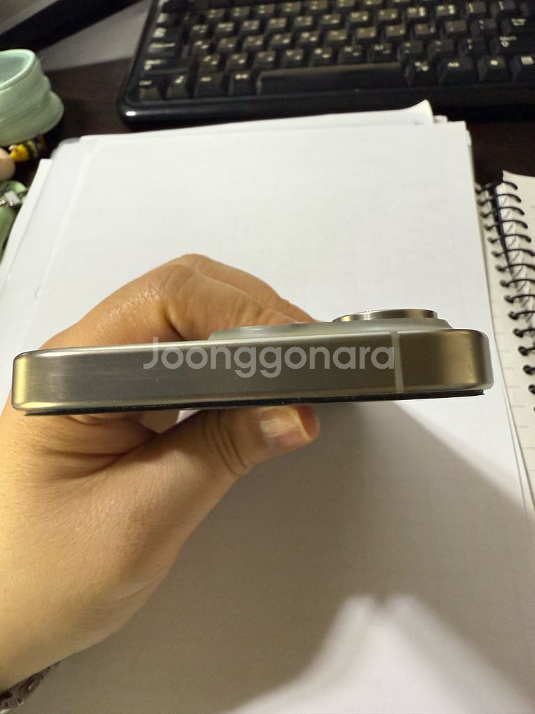 아이폰15 프로 실버--5