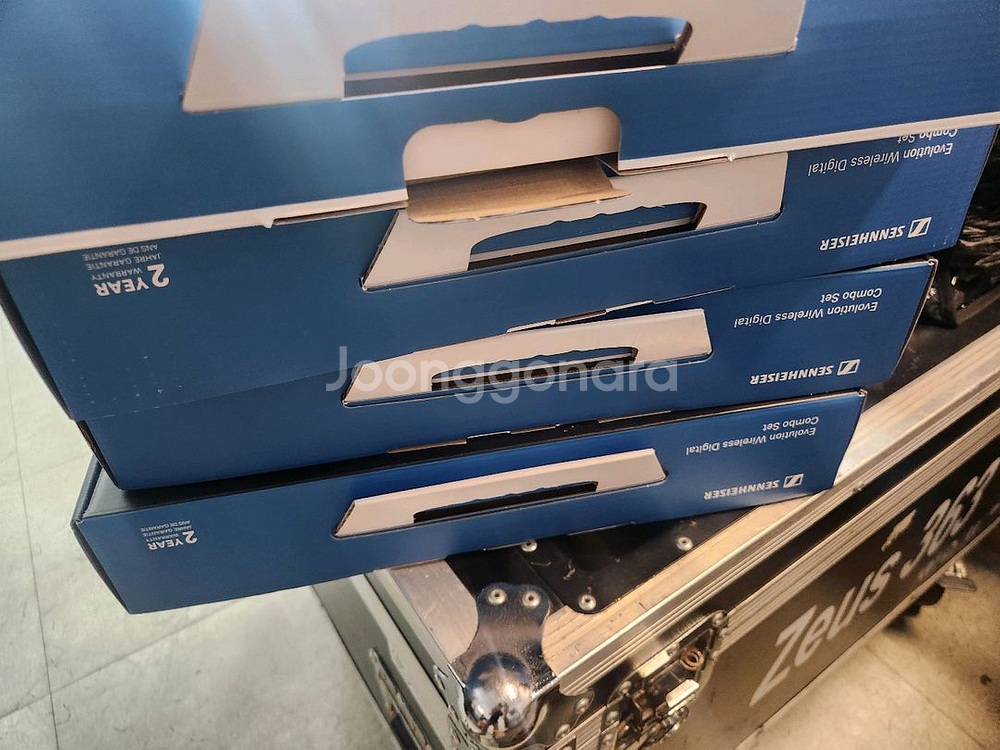 젠하이저 EW-D 835r대역 1대 뿐 신품--2