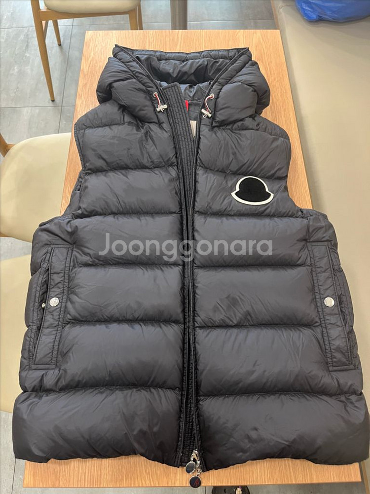 [백화점판] (4) 몽클레어 패딩조끼--0