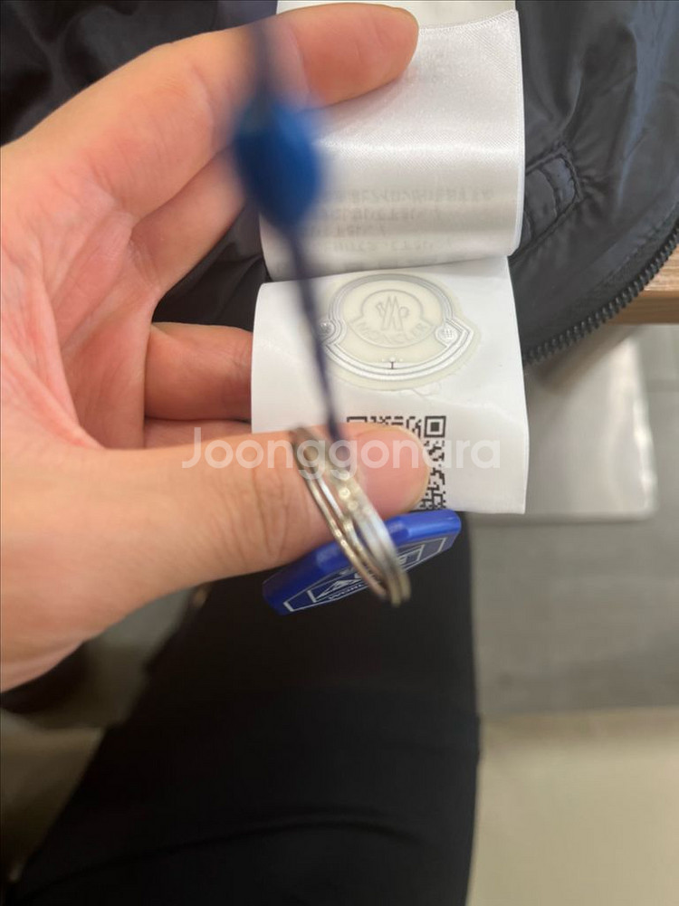 [백화점판] (4) 몽클레어 패딩조끼--6