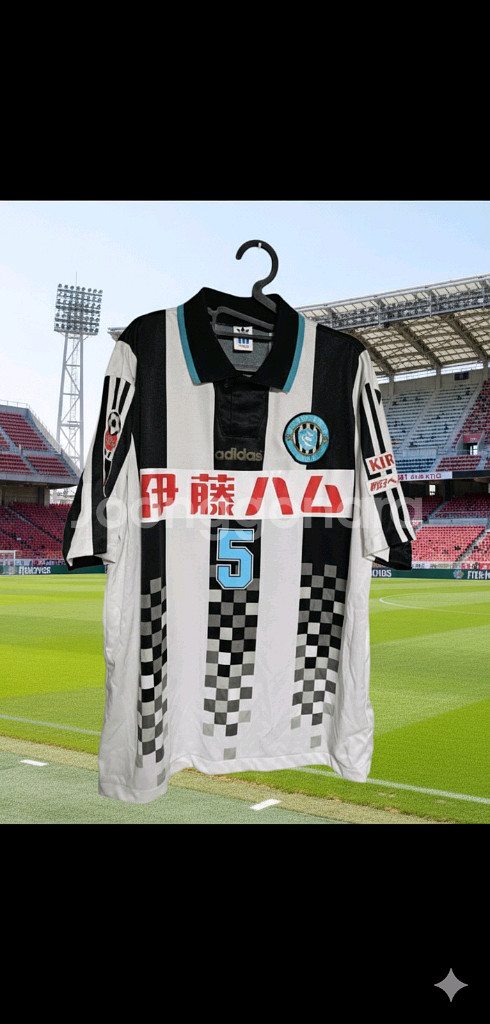 1997 비셀 고베 홈 미카엘 라우드러프 유니폼--0