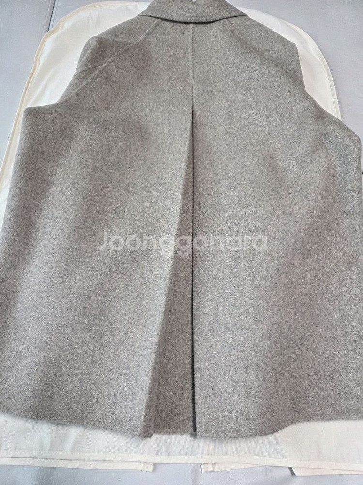 유메르.베일리 캐시미어하프코트. 문베이지새상품--5