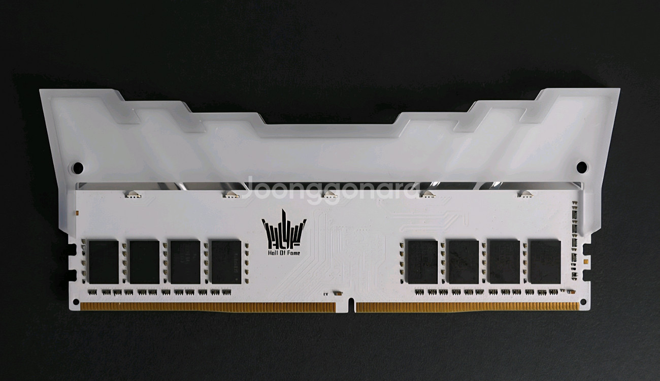 DDR4 3600클럭 16g 한정판 갤럭시 화이트램--5