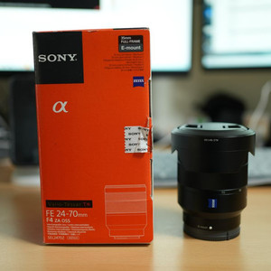 소니 24 70 za 칼 자이즈 줌렌즈