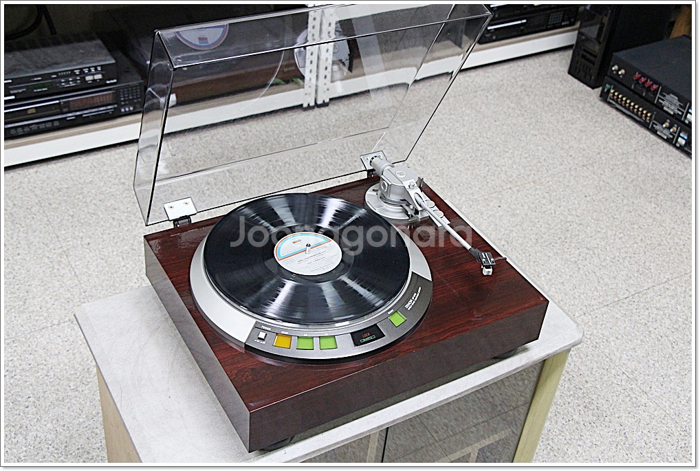 데논 A급 수동 다이렉트 턴테이블 모델 DP-57M--3