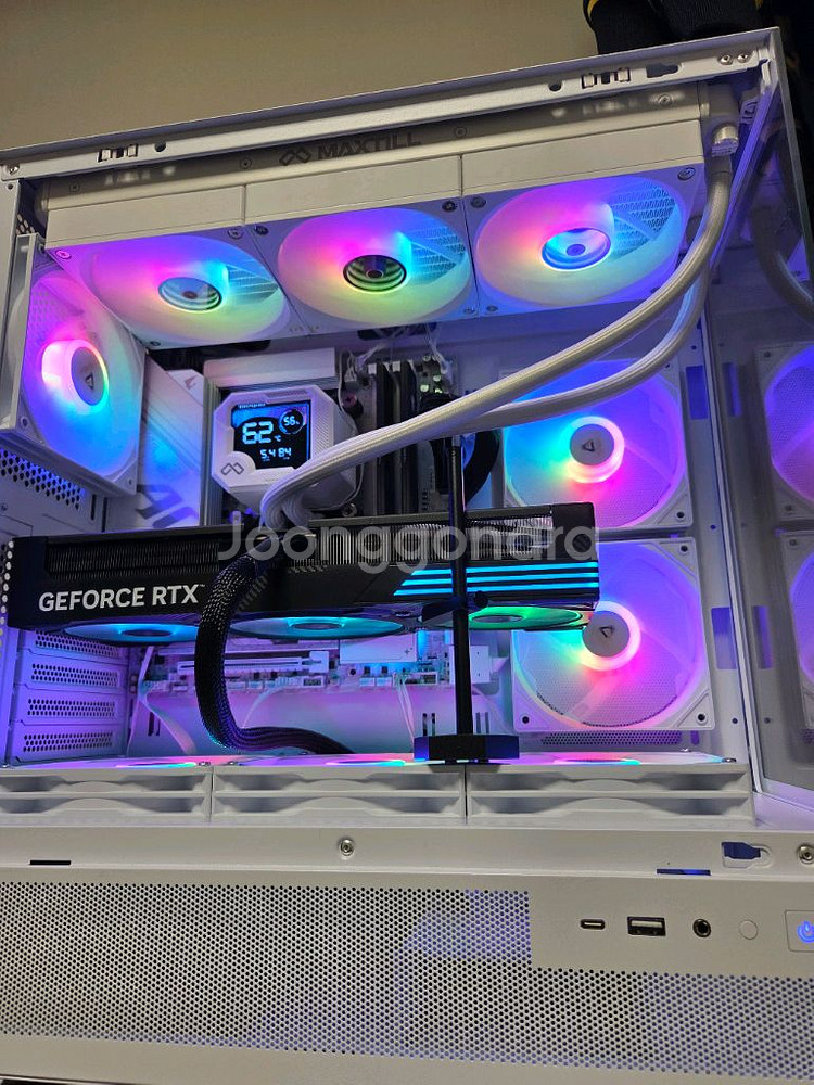 9950x3d, b850m wifi,48gb, 5080--4