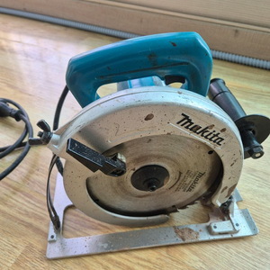 마끼다 원형톱 5740NB