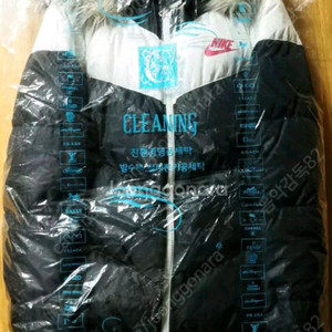 나이키 덕다운패딩 팔분리 90사이즈 팝니다