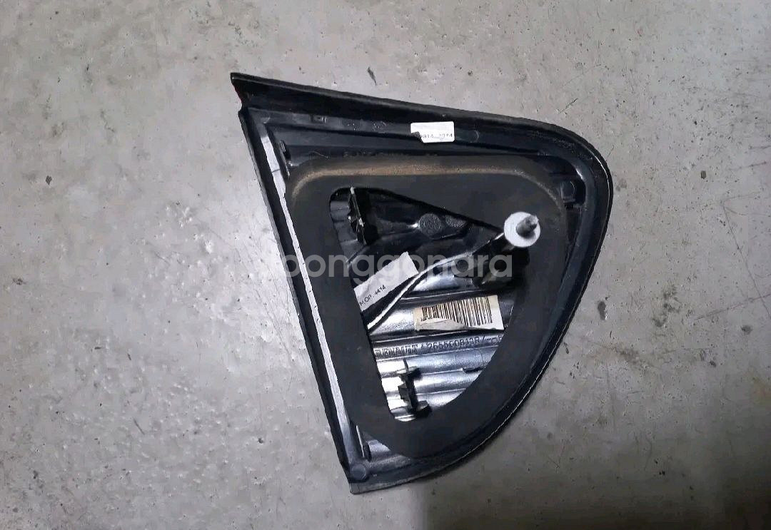 르노삼성 QM3 트렁크등 백피니셔 조수석 2655008--1