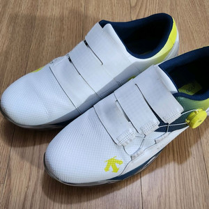 데상트보아골프화