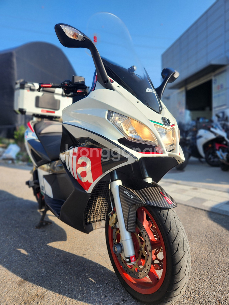 아프릴리아 srv850 16년 2만 아크라 구변완료--0