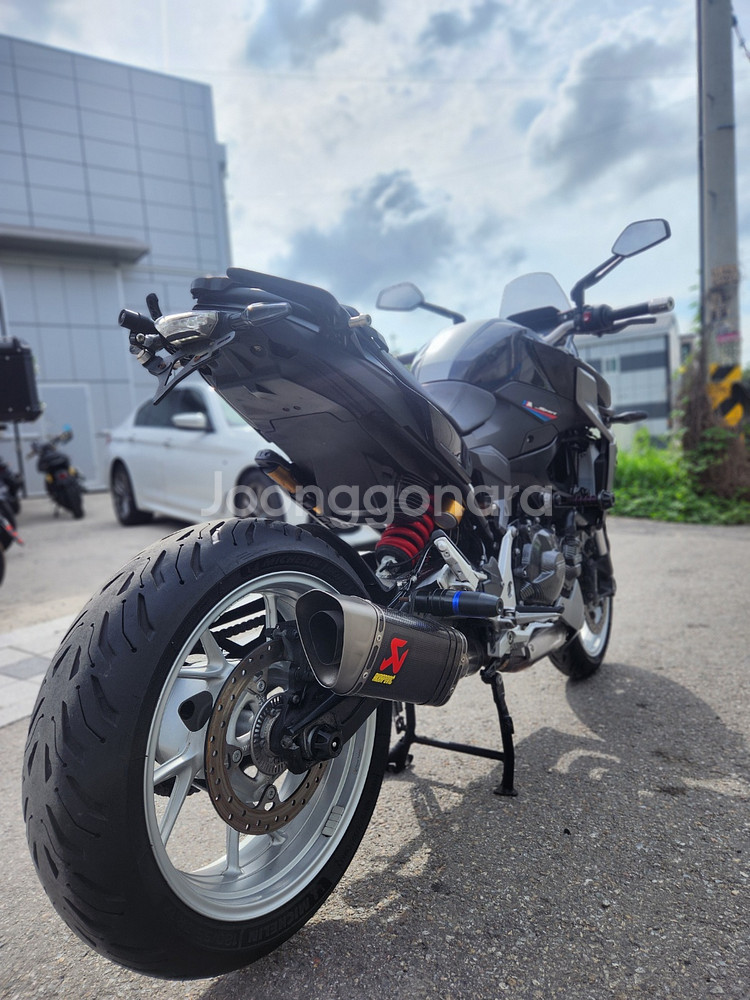 bmw f900r 21년 1만 블박2채널 아크라구변완료--3