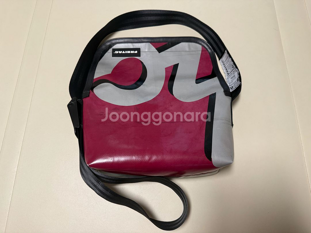 프라이탁 하와이 파이브 오 민트택o--2