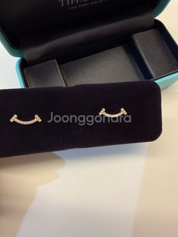 티파니앤코 티파니T스마일 미니 이어링--1