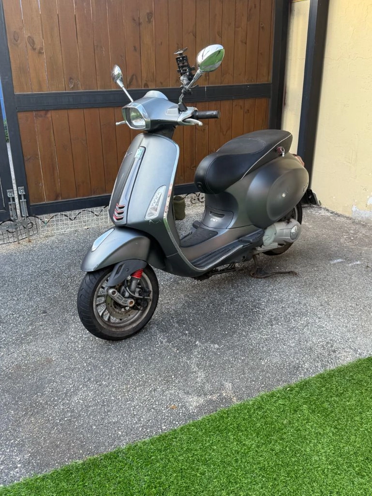 베스파 스프린트125cc 2017년식 - 안심되는 중고거래