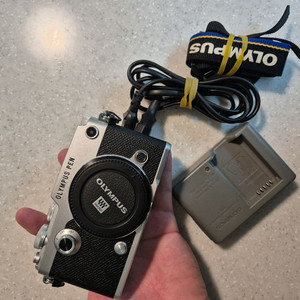 올림푸스 pen f 판매합니다