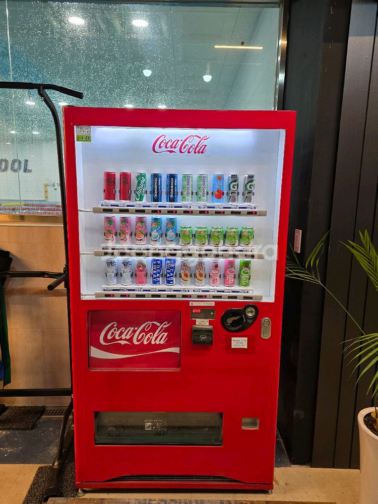 캔음료자판기--0