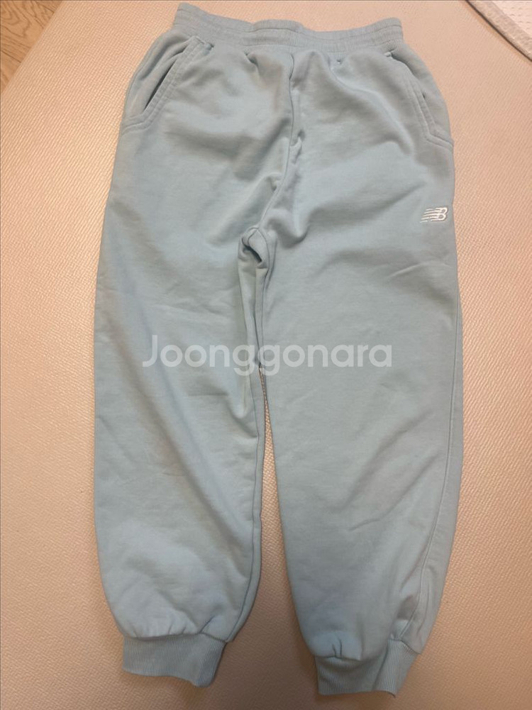 뉴발란스키즈 상하복 140사이즈--1