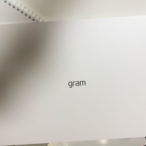 LG 2025 그램 프로 17Z90TR-SD7WK 32