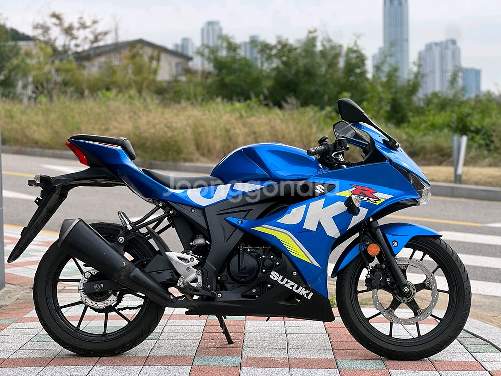 스즈키 Gsx-r125 (ABS)--5