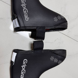 그립그랩 아크틱 슈커버