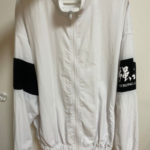 김강민 bfob 바람막이 L사이즈