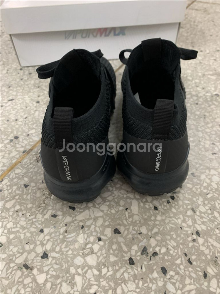 나이키 베이퍼맥스 플라이니트 3.0 트리플블랙 255--2