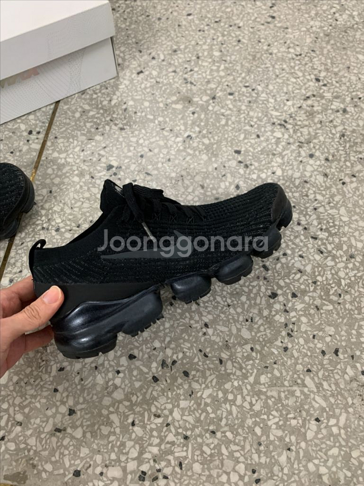 나이키 베이퍼맥스 플라이니트 3.0 트리플블랙 255--3