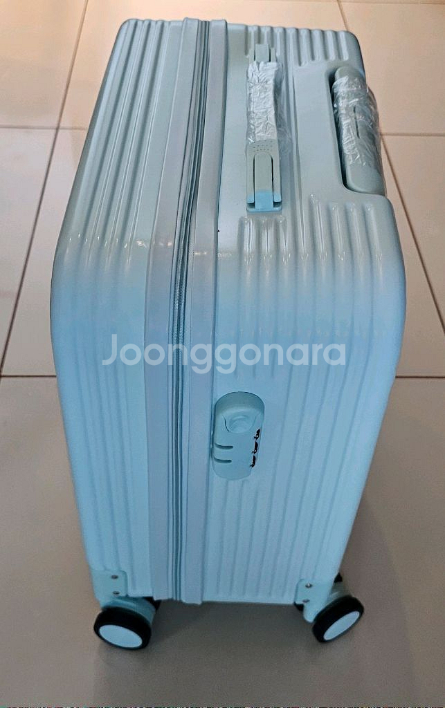 기내용 민트색 18인치 캐리어--2