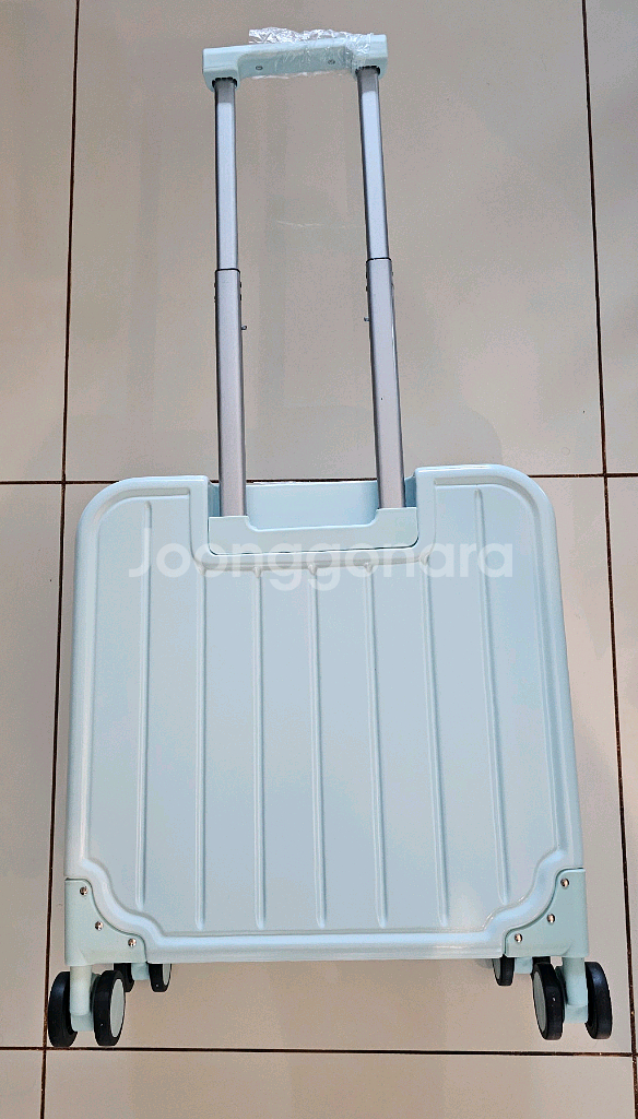 기내용 민트색 18인치 캐리어--1