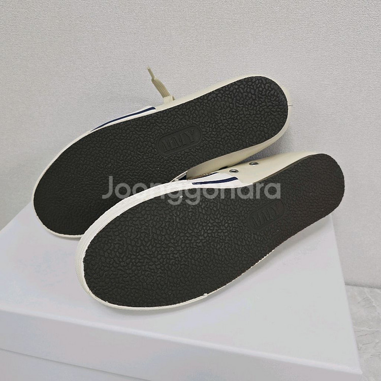 메종 미하라 야스히로 x 나이젤 카본 스니커즈 40--2