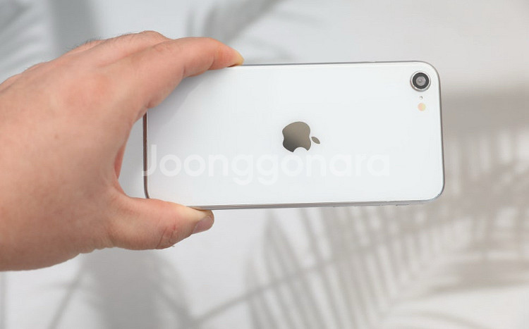 sss급 아이폰 SE3 스타라이트 배터리 100%--0