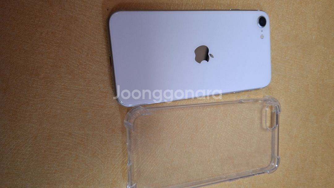 sss급 아이폰 SE3 스타라이트 배터리 100%--3