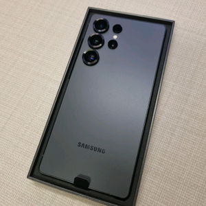 S25울트라 자급제 티타늄 제트블랙 삽니다