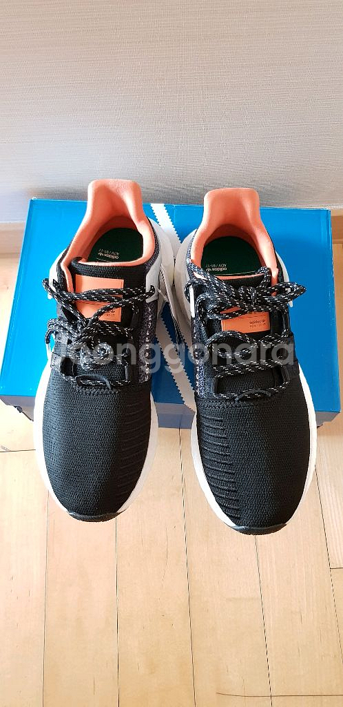 아디다스 EQT 93/17 부스트 블랙오렌지 새상품--2