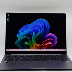 삼성 갤럭시북5 프로 NT960XHA-KP72G 32G