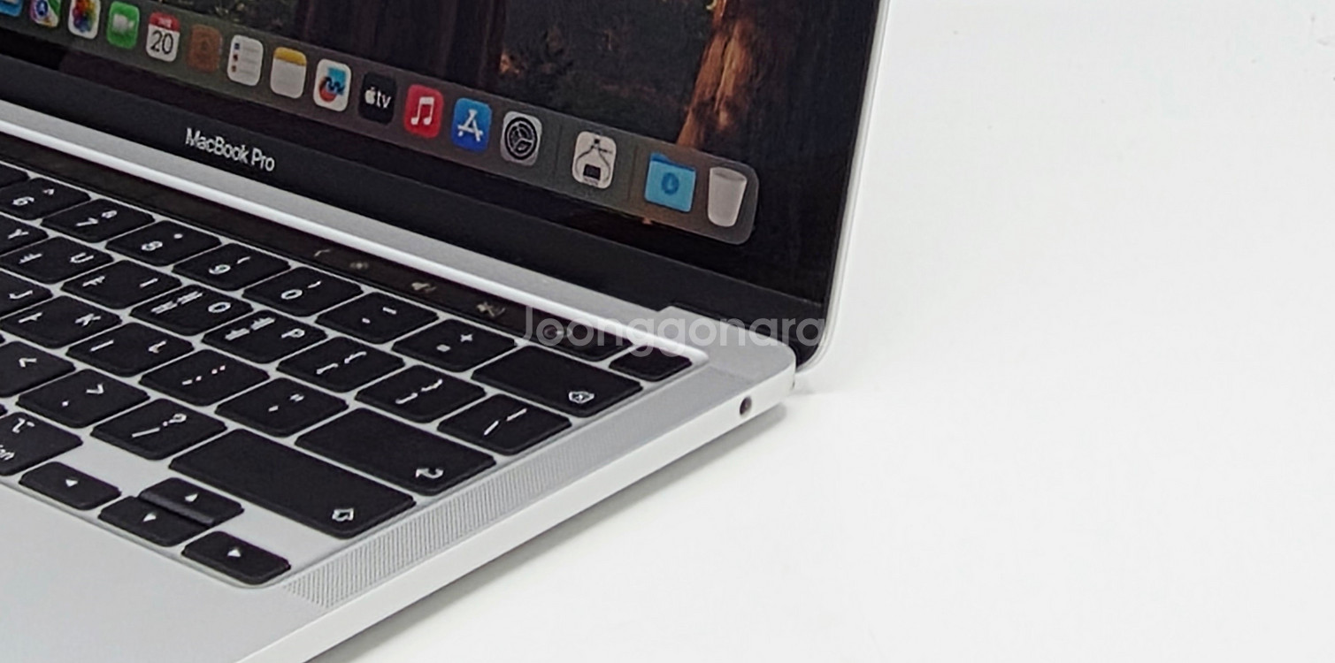 맥북프로13 M2 8GB 512GB 13인치 실버풀박스--4